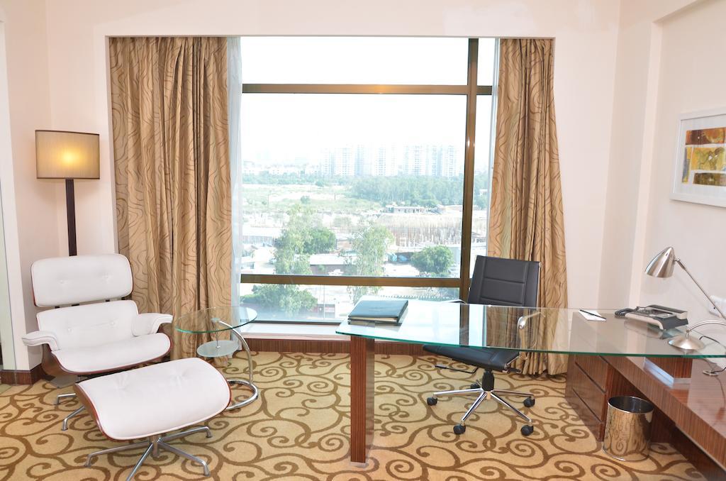 Country Inn & Suites By Radisson, Bathinda Dış mekan fotoğraf